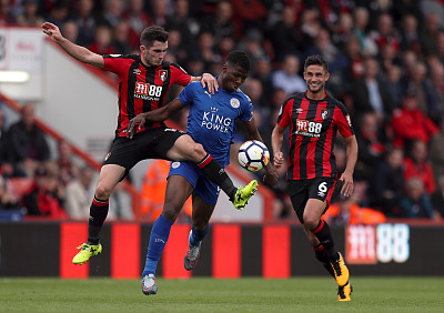 包含伯恩茅斯客场收获胜利，提升排名的词条