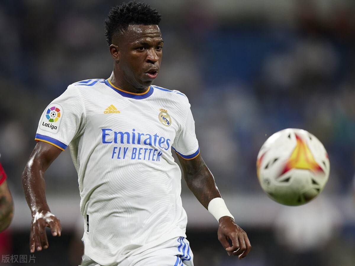 皇马后防漏洞频现，需要尽快补强的简单介绍