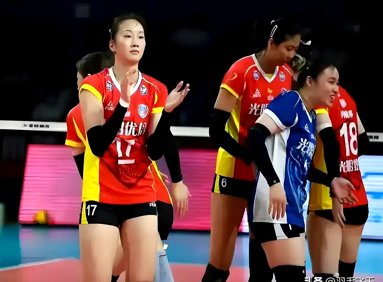 奋力前行:排球女子半决赛激情开拼的简单介绍 奋力前行:排球女子半决赛激情开拼的简单介绍