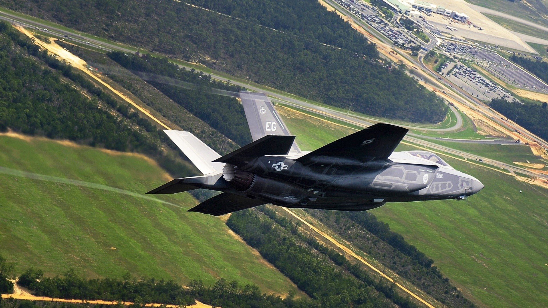 开云-临危受命!英格拉姆8中7改写剧本,灰熊末节险胜快船