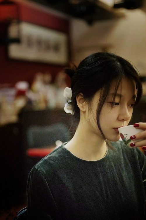 秘鲁对阵多特蒙德，奥纳纳一夫当关，巨星光芒照亮友谊赛之夜