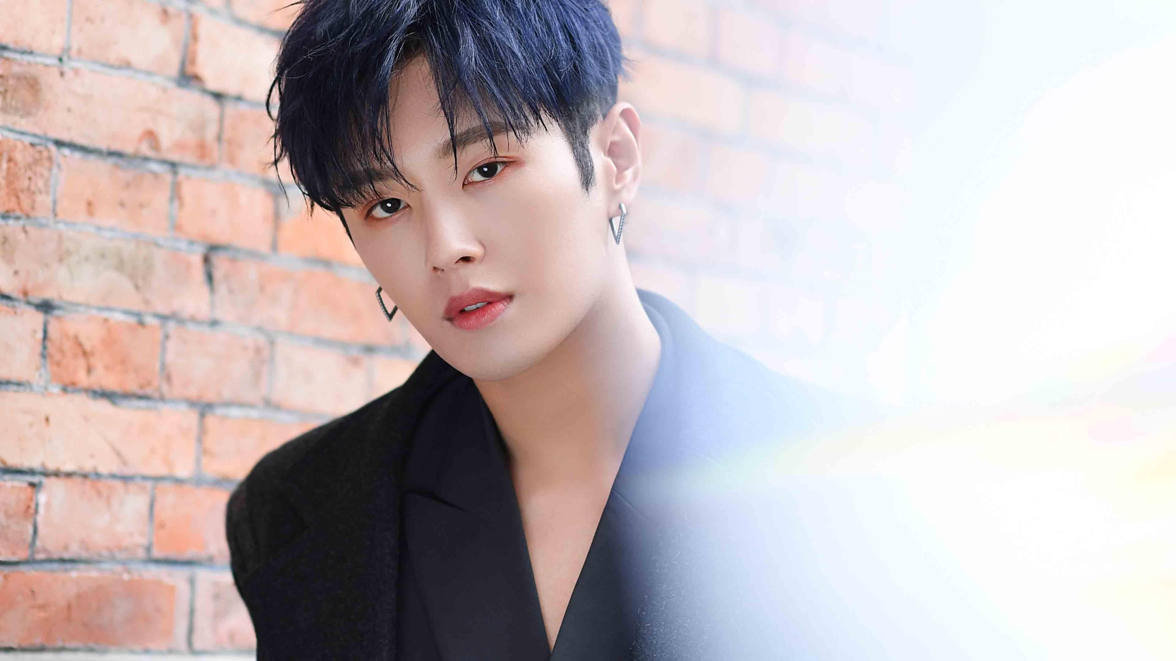 开云体育在线-技术封锁下的赛道逆袭，萨内F1揭幕战统治级表现