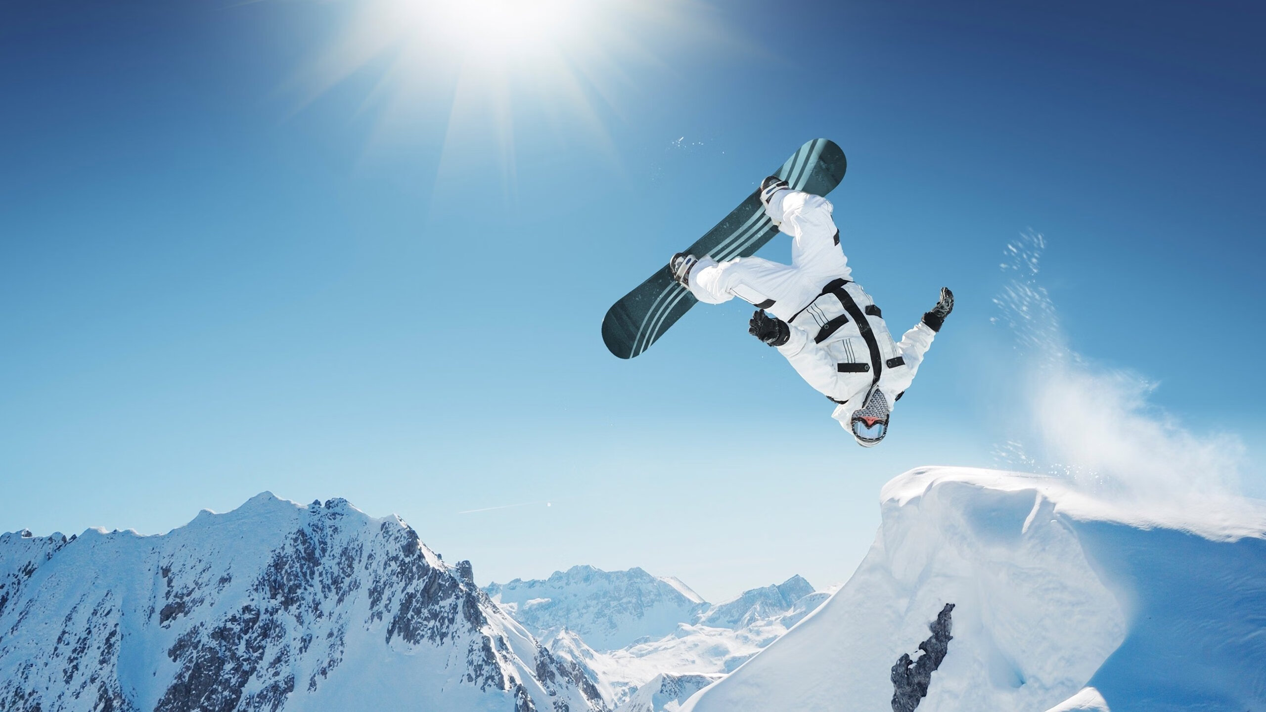 杰伦格林夜袭撕裂之城，爵士用三分雨浇灭开拓者反扑